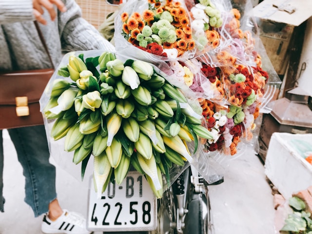 Same-Day Flower Delivery in Your Neighborhood